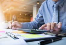 Відтепер українці можуть звільнитися з роботи на ТОТ через «Дію»