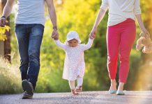 Як в Україні оформити батьківство, якщо дитина народжена у шлюбі, але від іншого чоловіка