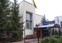 В Києві зруйновано приміщення двох судів